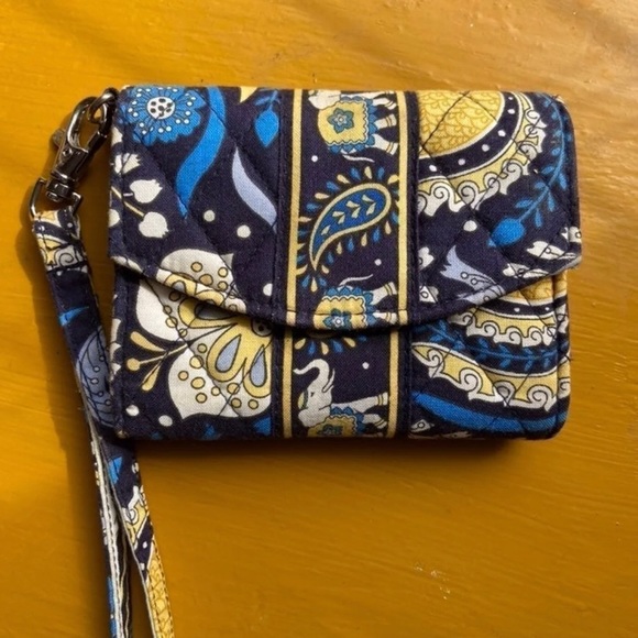 Vera Bradley Handbags - Vera Bradley Wallet